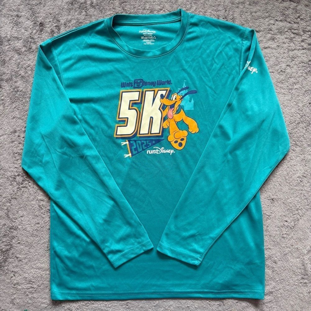 Adult Medium runDisney Walt Disney Word 2025 Pluto 5K Race‎ Long Sleeve Tee
